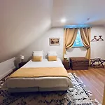 Manoir De Bed & Breakfast 3*