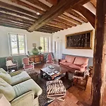 Bed and breakfast Manoir De 3*