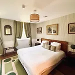 Manoir De Bed & Breakfast Daubeuf-Serville