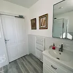 Bed & Breakfast Manoir De Daubeuf-Serville
