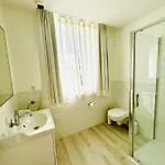 Manoir De Bed & Breakfast