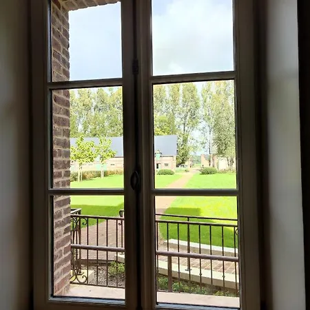 Manoir De *