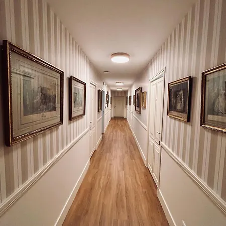 Manoir De Bed & Breakfast 3*