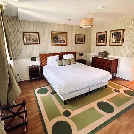 Manoir De Bed & Breakfast