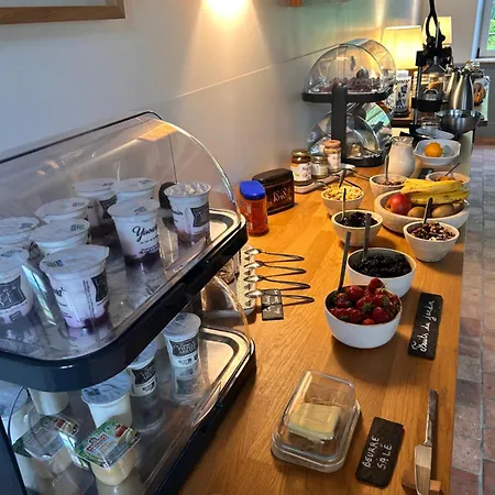 Manoir De Bed & Breakfast Daubeuf-Serville