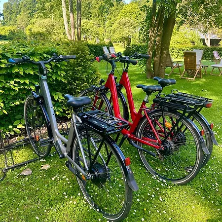 Manoir De Bed & Breakfast 3*