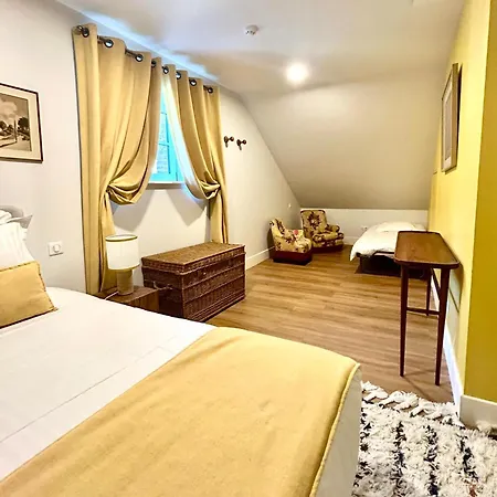 Manoir De Bed & Breakfast