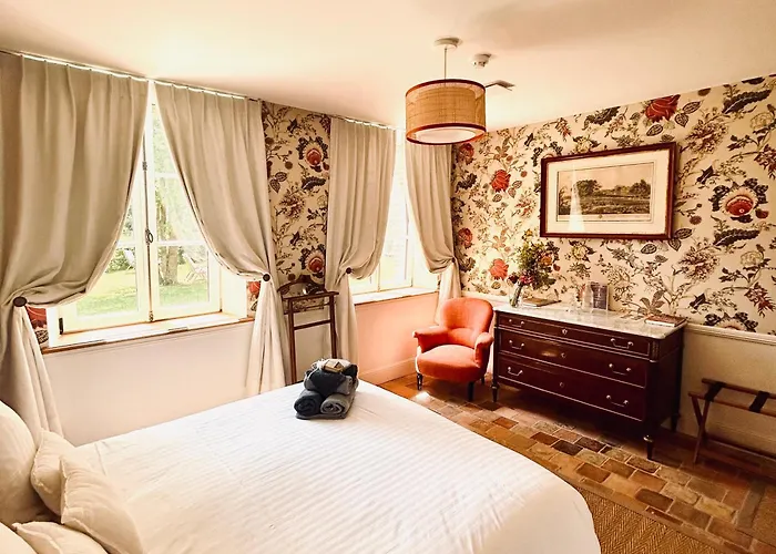 Manoir De Nocleg ze śniadaniem 3*